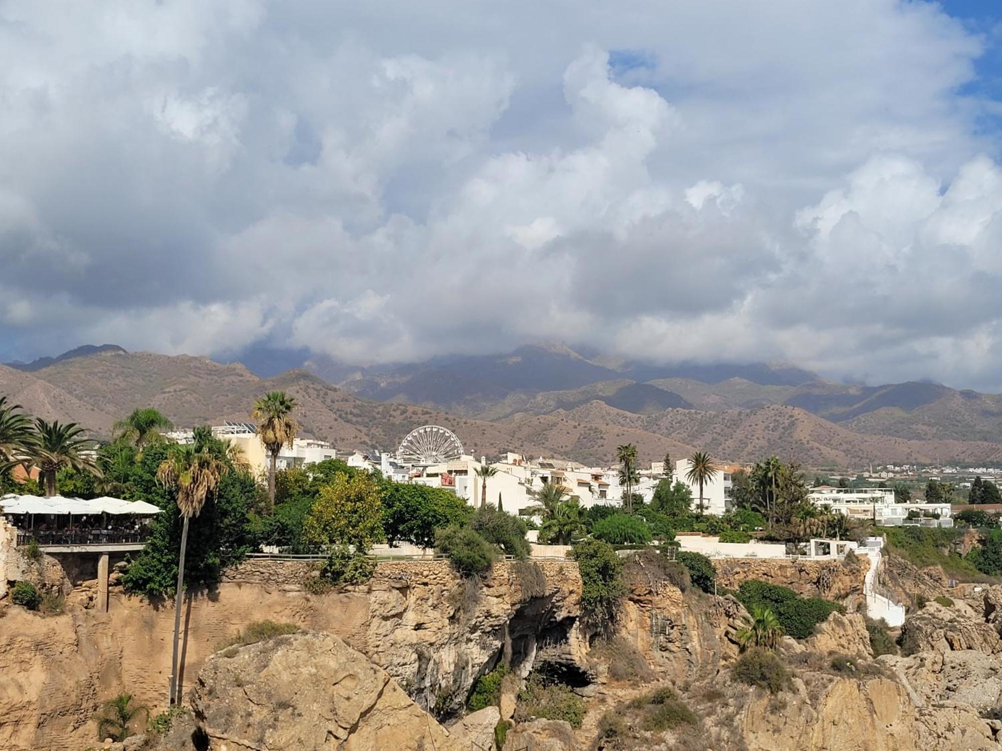 Apartamentos Nerja 2 Buitenkant foto